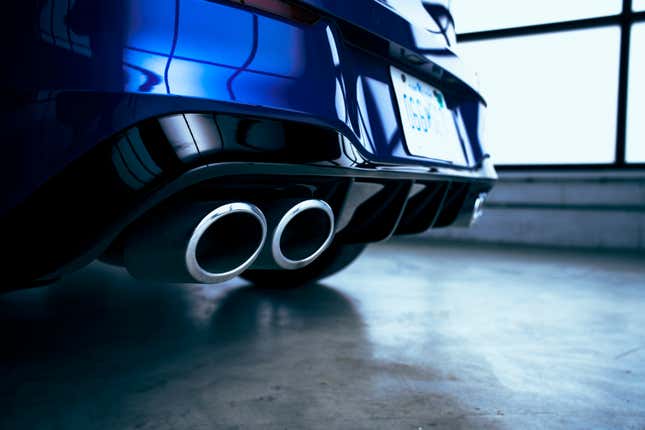 Image for article titled Your 2023 Volkswagen Golf R 20th Anniversary Edition Wallpaper Is Here