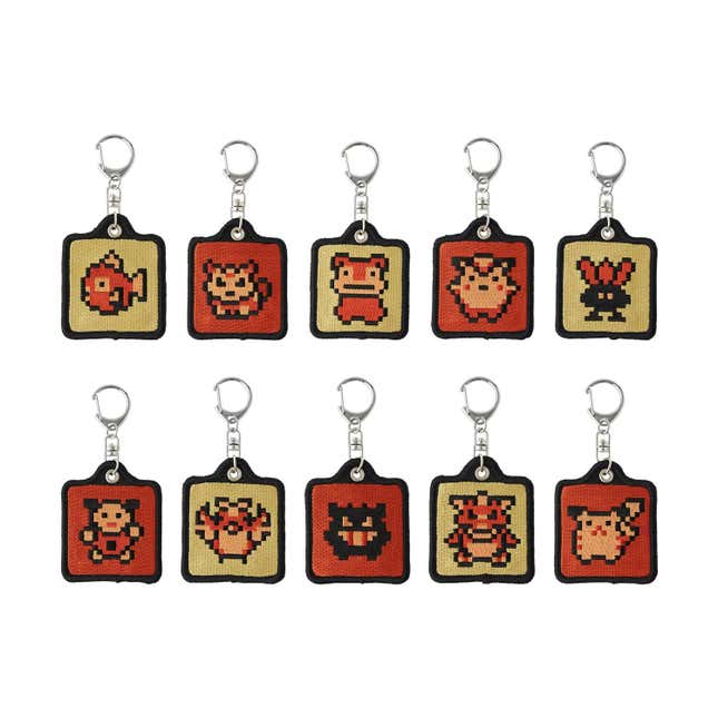 An image of ten keychains featuring sprites of different Pokémon from Gold and Silver.