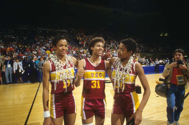 Image for article titled 15 most memorable women's March Madness moments