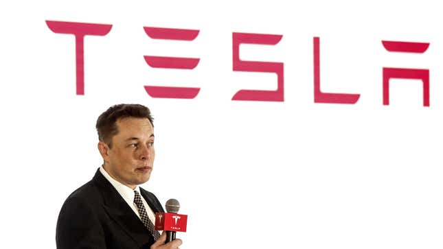 Image for article titled Tesla Retreats From Threats to Sue Cybertruck Resellers