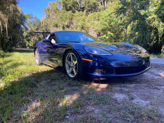 Image for article titled At $15,500, Would You Buy This 2007 Chevy Corvette?