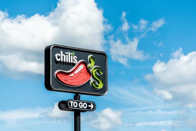 Image for article titled Black Family Accuses Chili’s of Making Them Pay Before Eating