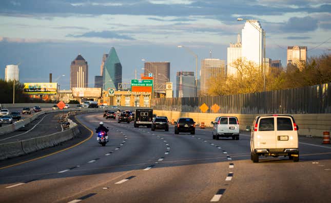 Image for article titled Pregnant Texas Woman Ticketed a Second Time for Using HOV Lane