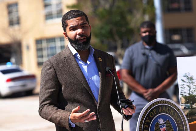 JACKSON, MISSISSIPPI - MARCH 08: Jackson Mayor Chokwe Antar Lumumba speaks during a press conference on March 08, 2021