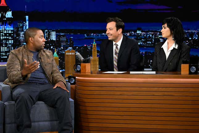 THE TONIGHT SHOW STARRING JIMMY FALLON — Pictured: (l-r) Actor Kenan Thompson during an interview with host Jimmy Fallon and guest co-host Demi Lovato on Wednesday, August 17, 2022 — (Photo by: Todd Owyoung/NBC)