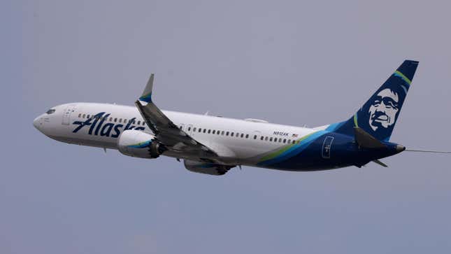 Un avión de Alaska Airlines