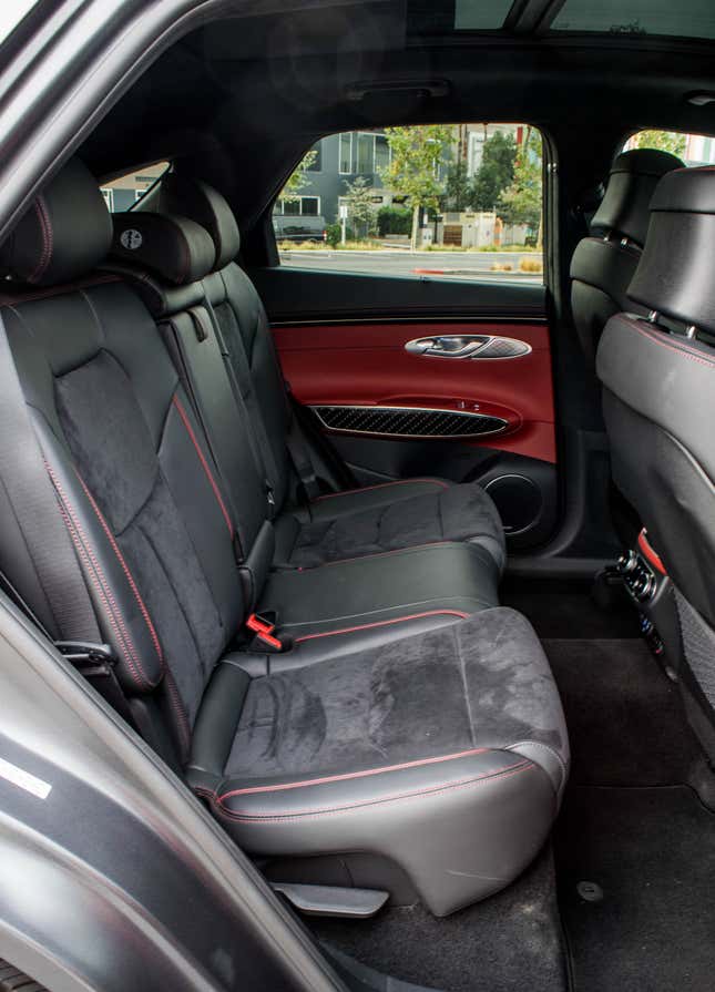 2022 Genesis GV70