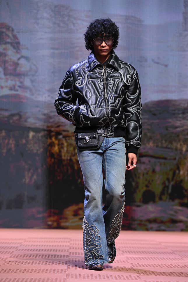 Image for article titled Our 40 Favorite Looks From Pharrell&#39;s Paris Fashion Week Runway Show