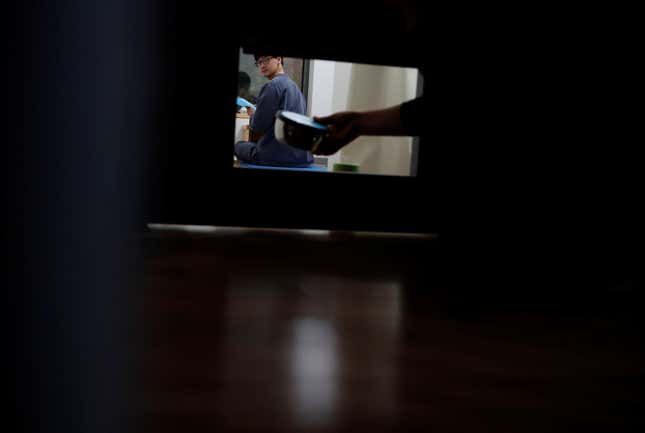 Image for article titled Photos: Overworked South Koreans are finding solace in a fake prison