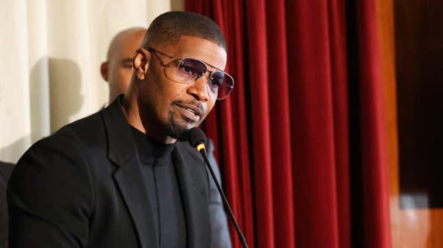 Jamie Foxx wants to talk about health scare in a 