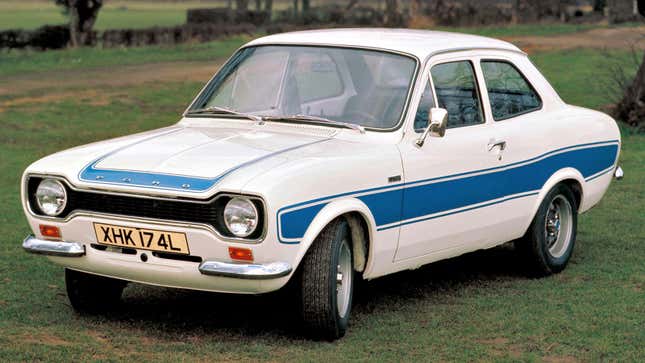 A photo of a white and blue Ford RS. 