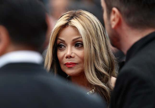 CANNES, FRANCE - 16 MAI : La Toya Jackson assiste à la projection de « Burning » lors du 71e Festival de Cannes au Palais des Festivals, le 16 mai 2018 à Cannes, en France. 