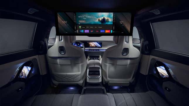 A render of the BMW Theater Screen in the back of the new 7 Series sedan. 