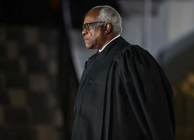 Image for article titled Oh Lord, Republicans are Pushing for a Clarence Thomas Statue, But Here’s Why This Should Never Happen