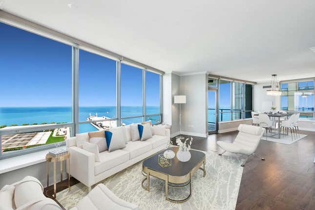 Image for article titled A Look Inside Taraji P. Henson&#39;s Listed $3.37 Million Chicago Condos