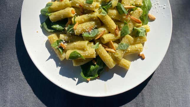 Zucchini Pesto Pasta