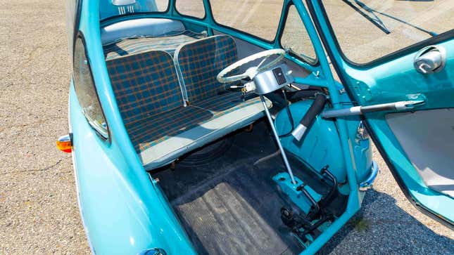 Image for article titled This Rare Bubble Car Is An Adorable Blast From The Past