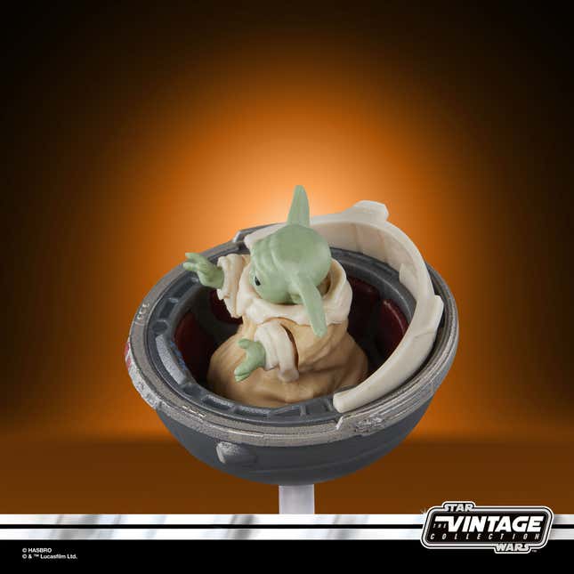 Image for article titled Hasbro's New Star Wars Toy Reveals Include One Very Rollable Droid