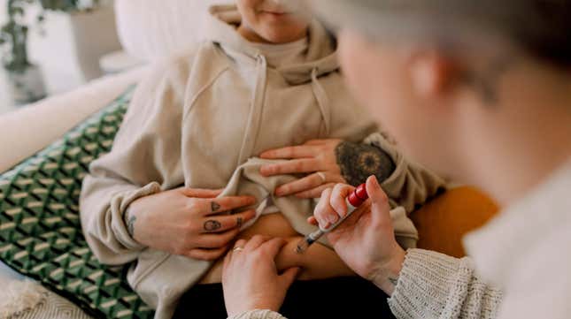 Image for article titled In Vitro Fertilization Is in Trouble As 3 States Try to Criminalize the Destruction of Embryos