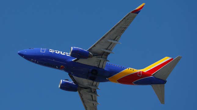 Image for article titled Southwest Flight Comes Within 150 Feet Of Crashing Into The Ocean