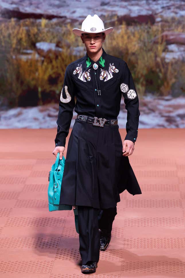 Image for article titled Our 40 Favorite Looks From Pharrell&#39;s Paris Fashion Week Runway Show