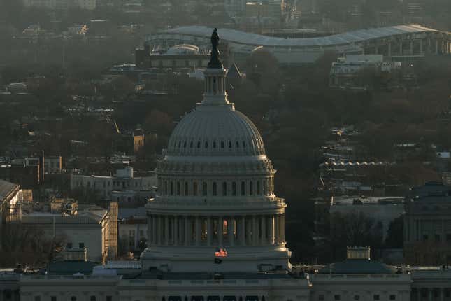 Image for article titled 4 cities leading the way in returning to the office — and that are staying home