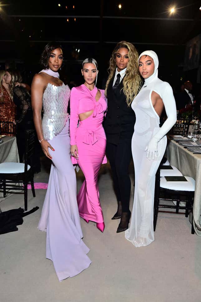 Image for article titled Is Lori Harvey Following Kim Kardashian&#39;s Playbook?