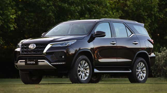 Image for article titled You Can Buy A Toyota Hilux With Corn In Brazil