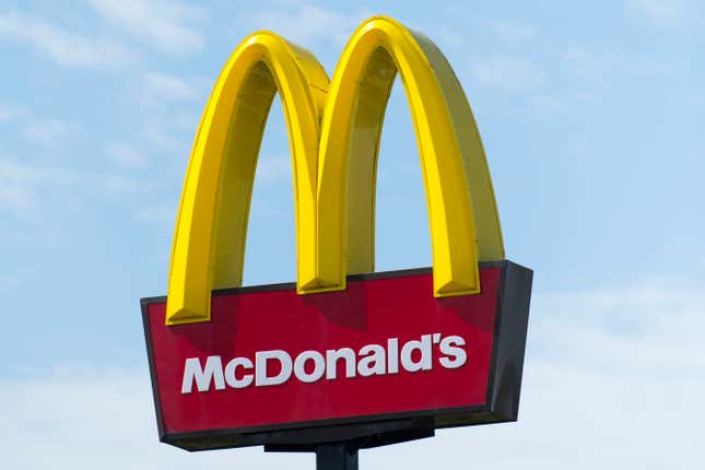 Image for article titled McDonald&#39;s, Chick-fil-A, Taco Bell, and 7 more fast food chains ranked by speed