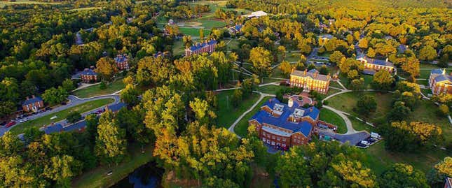 Image for article titled The 10 friendliest colleges in America