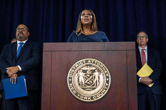 New York Attorney General Letitia James speaks at a press conference to discuss the charges against Steve Bannon in New York on September 8, 2022. - Bannon, 68, Donald Trump’s former advisor, was indicted on state charges of money laundering, conspiracy, and fraud related to an alleged online scheme to raise money for constructing the US-Mexico border wall. 