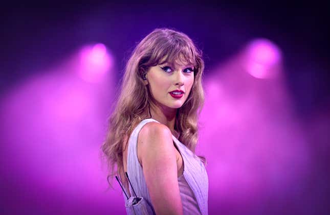 Bild für Artikel mit dem Titel Wie Taylor Swifts Eras-Tour alle Rekorde brach – in Zahlen