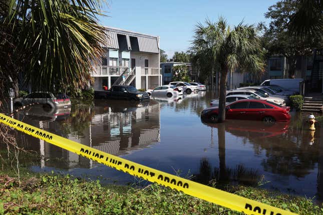 Image for article titled Climate change could wipe out almost $1.5 trillion from U.S. home values, study says