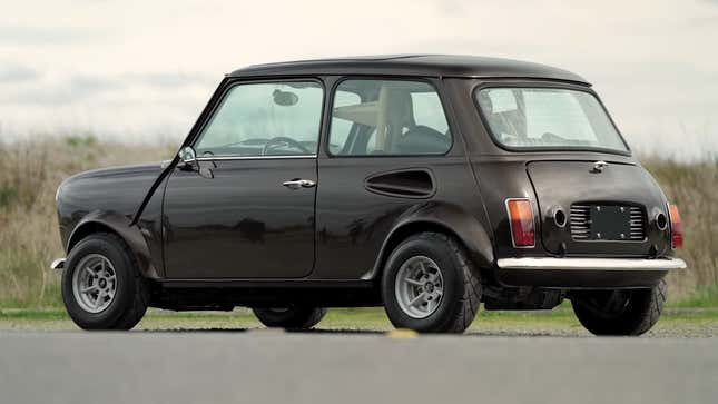 Image for article titled This Honda-Powered Mini Is A Singer-Style Restomod For Absolute Maniacs