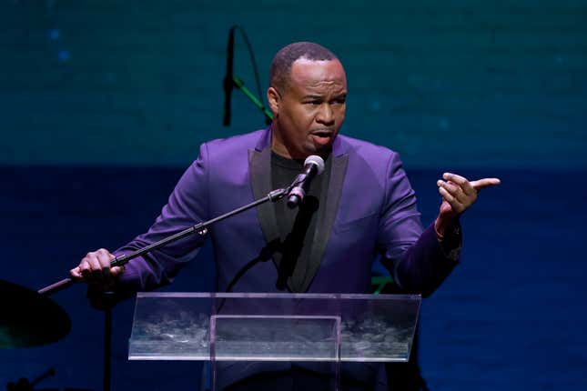  Roy Wood Jr. speaks onstage during The Root 100 2024 Gala at The Apollo Theater on December 05, 2024 in New York City. 