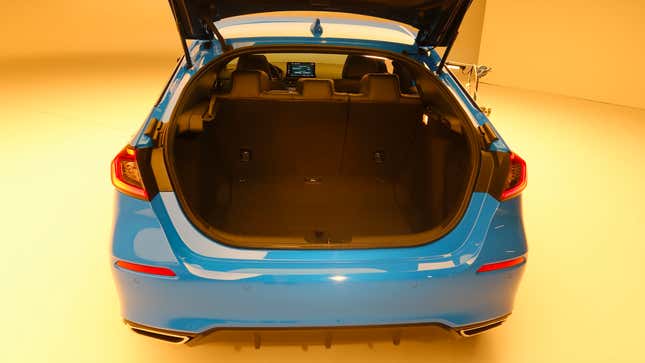 Image for article titled This Is The 2022 Honda Civic Hatchback And Yes It Comes With A Stick Shift
