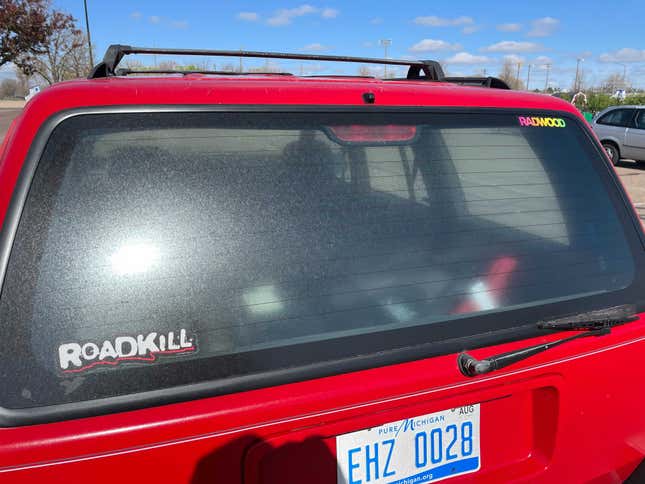 Image for article titled I Fixed This Dying 'Holy Grail' Jeep With $10 In Parts From Home Depot