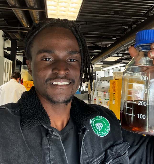 Image for article titled This 21-Year-Old Metro Atlanta Black Man Went Viral For Turning Plastic Into Fuel, Here's How it Works