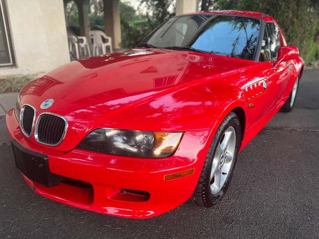 Image for article titled At $8,450, Does This Hard-Topped 1997 BMW Z3 2.8 Drive a Hard Bargain?