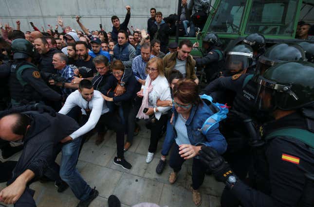 Image for article titled The violent images of the Catalonian independence vote are a disaster for the Spanish government