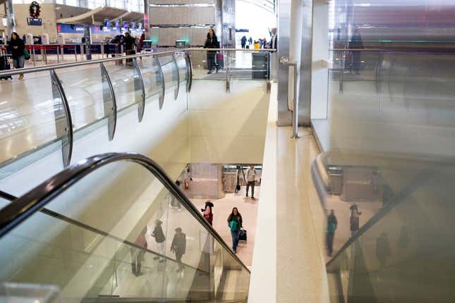 Image for article titled The 5 airports with the highest domestic airfares in America — and the 5 with the lowest