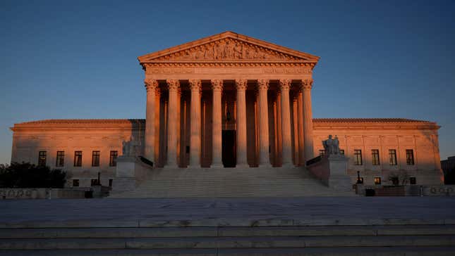 Image for article titled SCOTUS Says It Won't Mess With Section 230, for Now