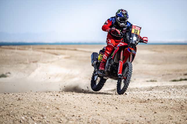 Image for article titled The Harrowing Beauty of the 2023 Dakar Rally