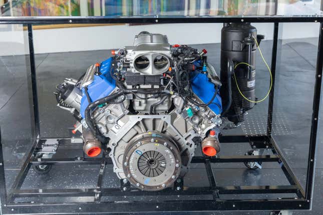 Image for article titled This Display Engine Is The Closest You'll Get To Owning A First-Gen Ford GT