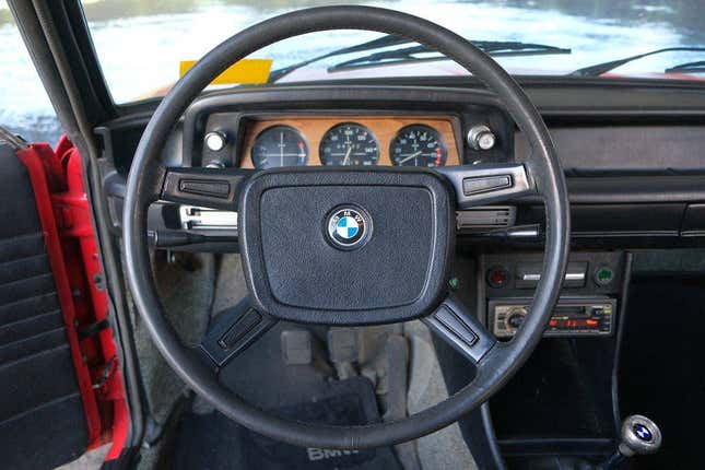 Image for article titled At $34,750, Does This 1974 BMW 1802 Pass The Touring Test?