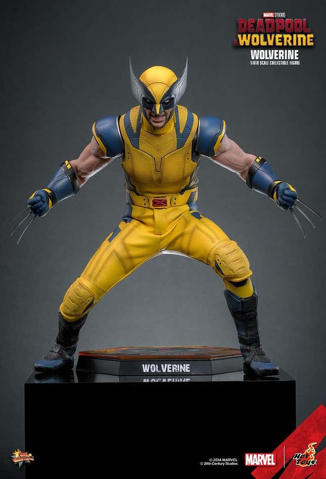 Image for article titled Hot Toys' New Wolverine & Deadpool Figure Gives Us Our Best Look Yet at Wolverine's Suit