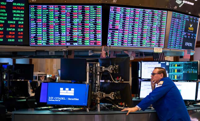 Traders work on the floor of the New York Stock Exchange Wednesday, March 20, 2024. U.S. Federal Reserve Board Chairman Jerome Powell announced that there was no rate cuts today, but signaled there may be later in the year. (AP Photo/Craig Ruttle)