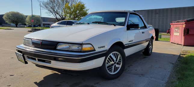 Image for article titled At $4,500, Is This 1990 Pontiac Sunbird Turbo the Budget Classic We Need?