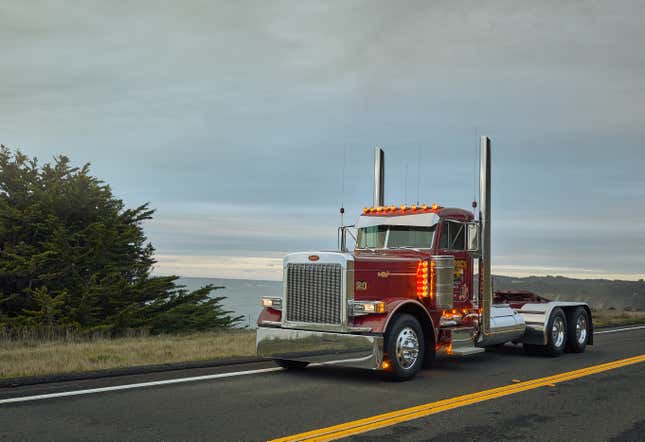 Image for article titled Fashion Photographer Captures the Most Beautiful Big-Rigs on Earth