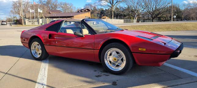 Bild für Artikel mit dem Titel: Ist dieser Ferrari 308 GTS von 1978 für 62.000 US-Dollar der echte Deal?
